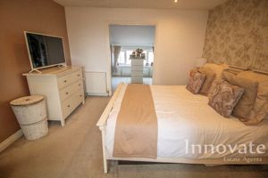 Photo 14- click for photo gallery